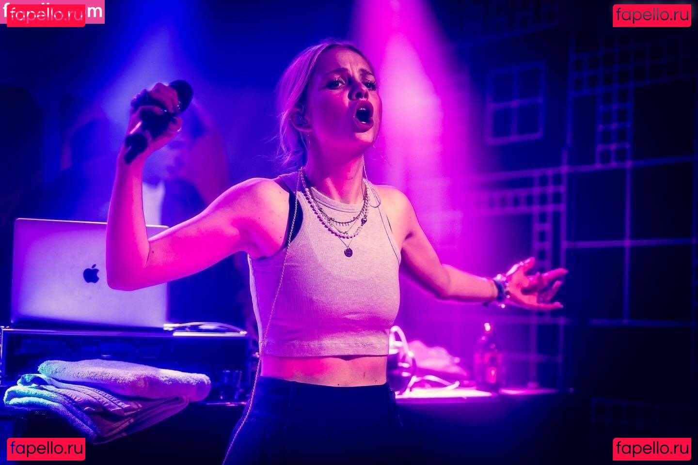 Paula Hartmann / _paulahartmann / paulahartmannnn Onlyfans Photo Gallery 