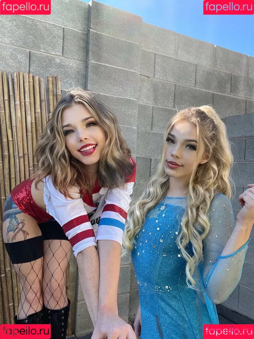 itsthetaylors Onlyfans Photo Gallery 