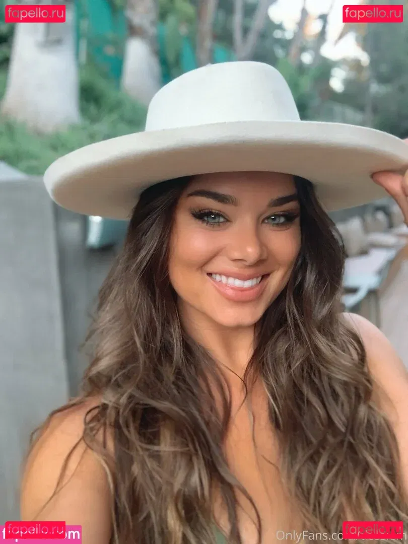 dessiem Onlyfans Photo Gallery 