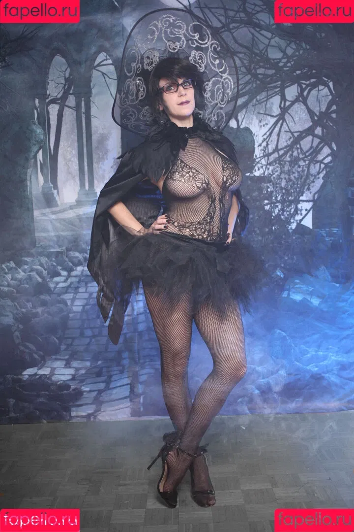 Little Finch Onlyfans Photo Gallery 