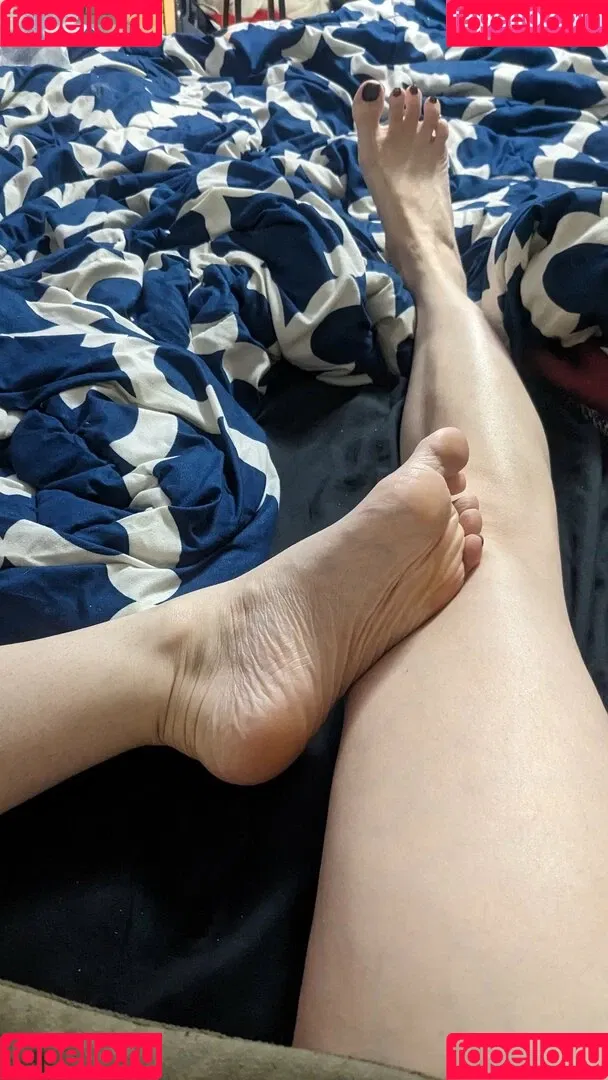Little Finch Onlyfans Photo Gallery 