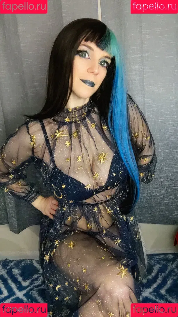 Little Finch Onlyfans Photo Gallery 