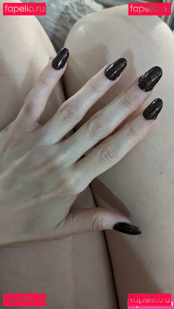 Little Finch Onlyfans Photo Gallery 