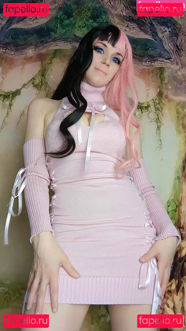 Little Finch Onlyfans Photo Gallery 