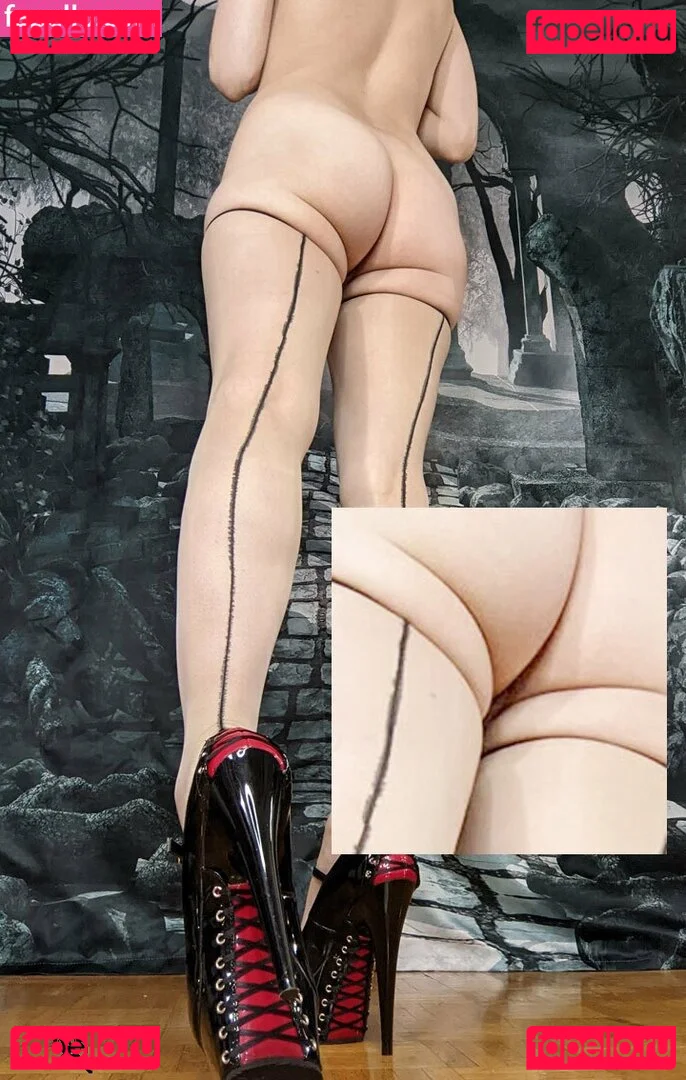 Little Finch Onlyfans Photo Gallery 