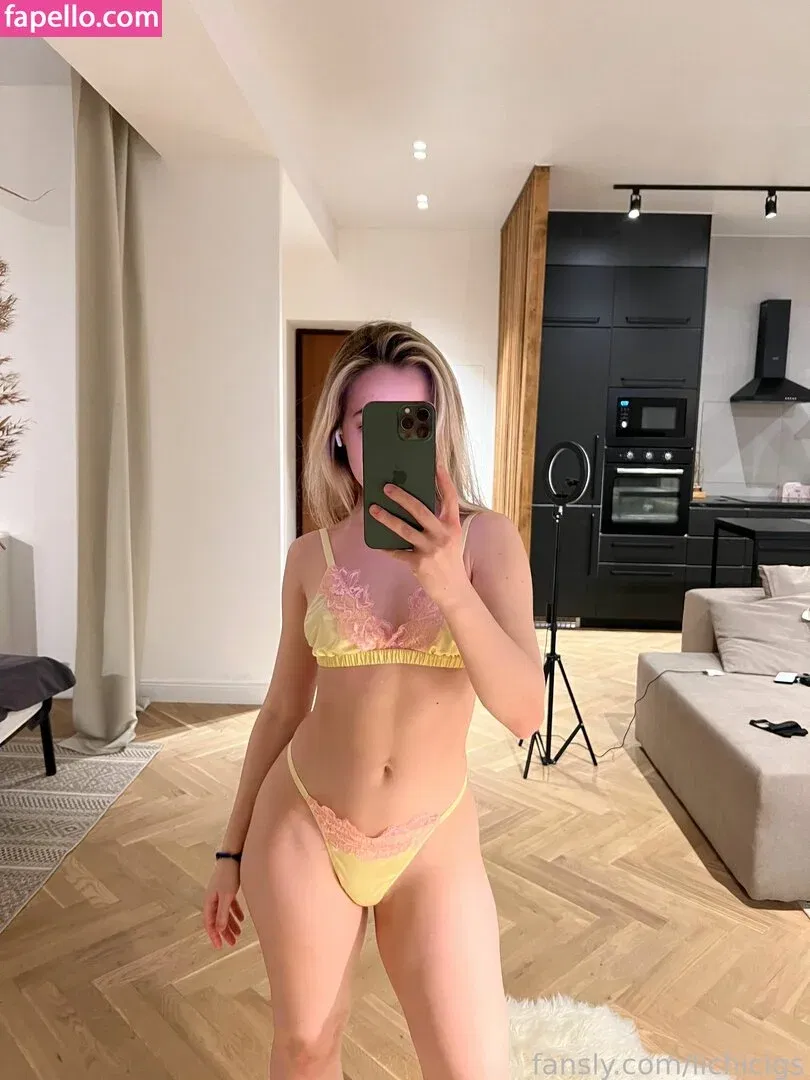 lichicigs Onlyfans Photo Gallery 