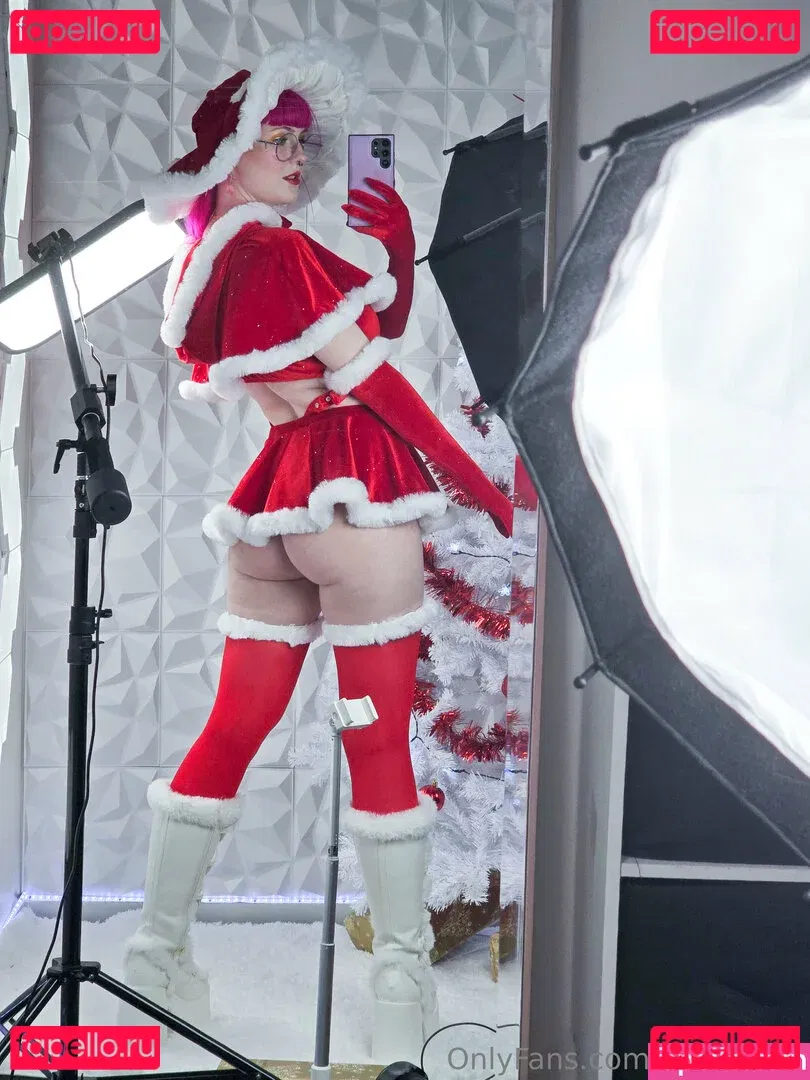 Pinipy Onlyfans Photo Gallery 