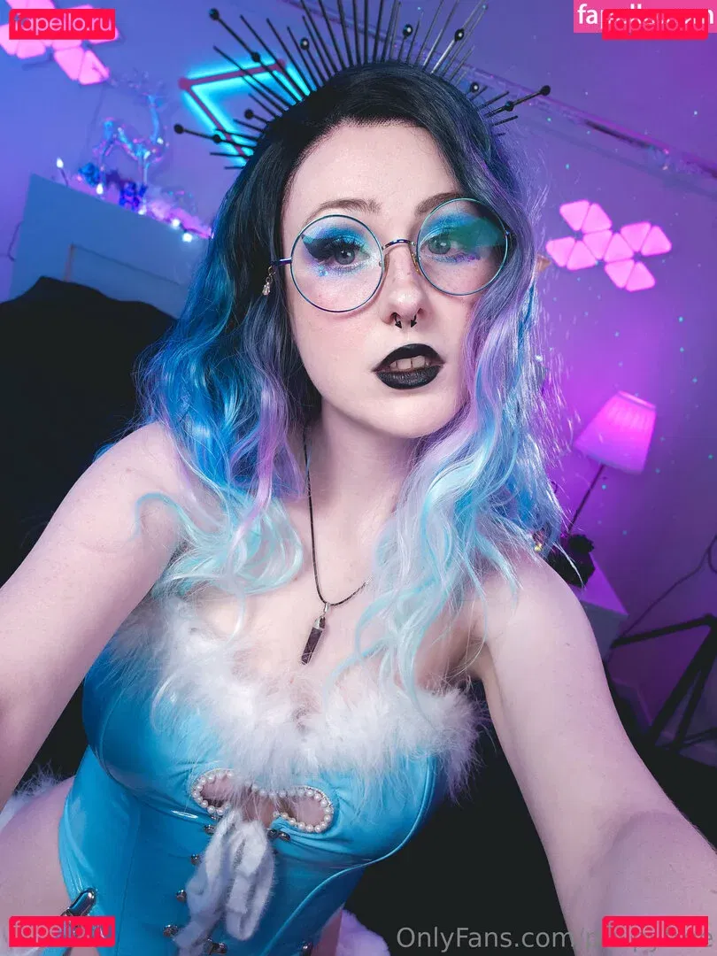 Pinipy Onlyfans Photo Gallery 