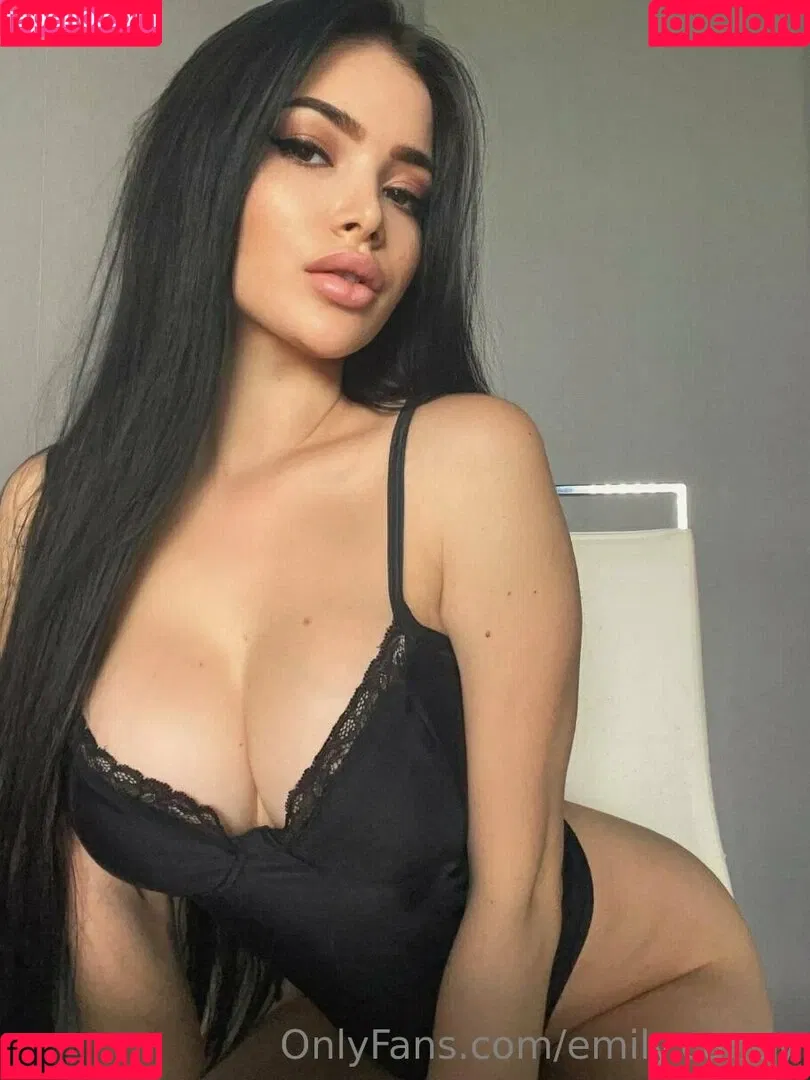 emily.candy Onlyfans Photo Gallery 