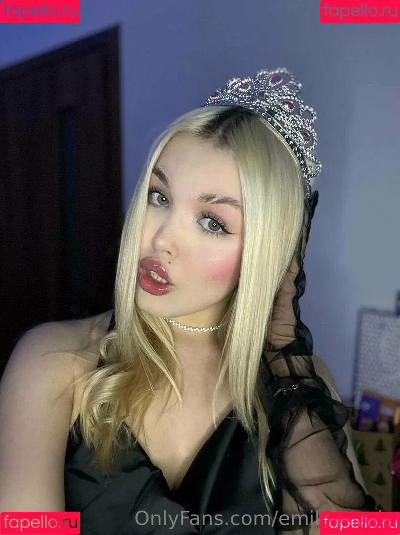 emily.candy Onlyfans Photo Gallery 