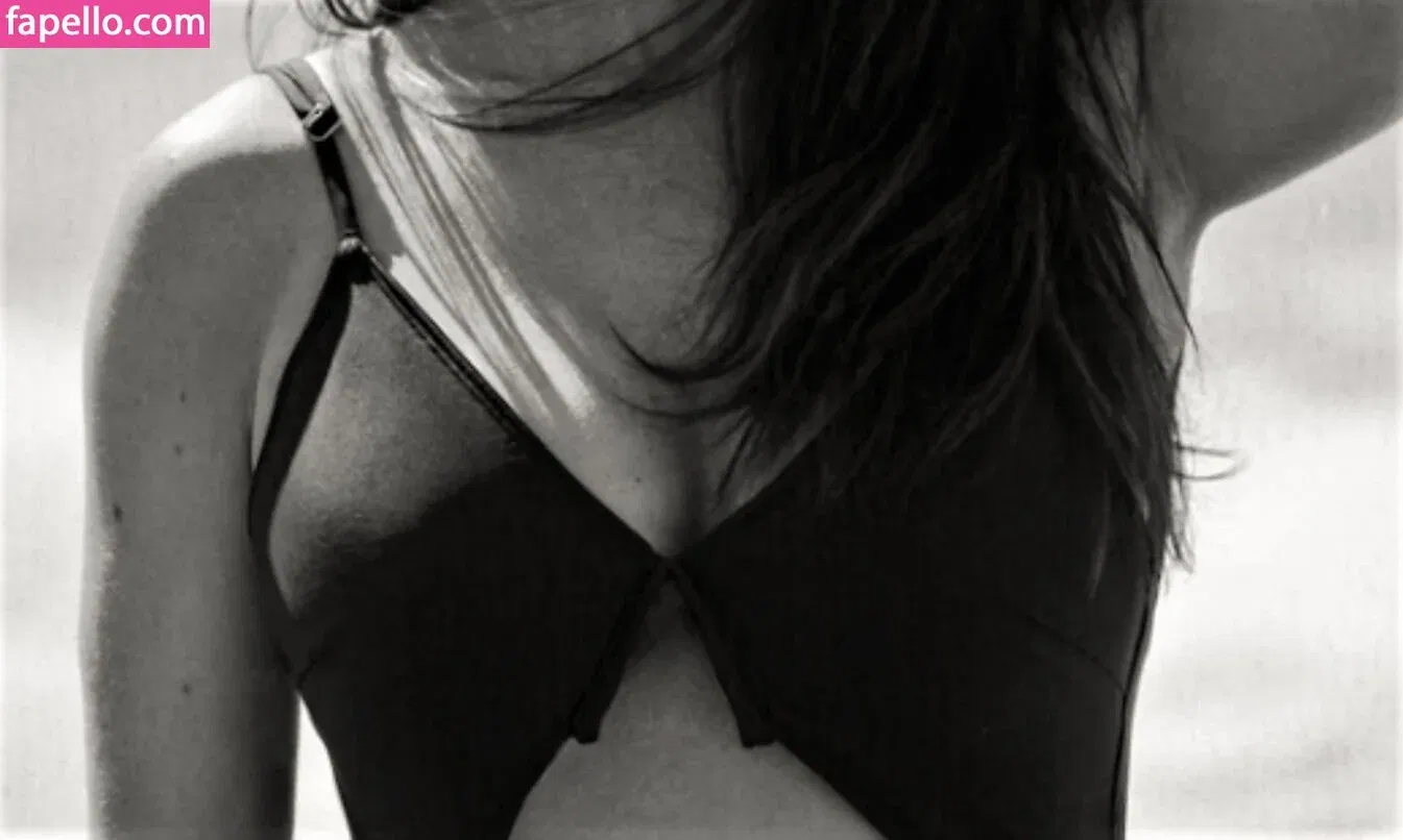 Jess Impiazzi Onlyfans Photo Gallery 