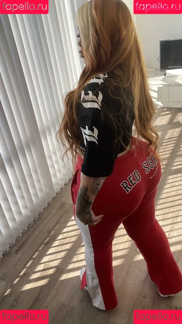 Juicymagx Onlyfans Photo Gallery 