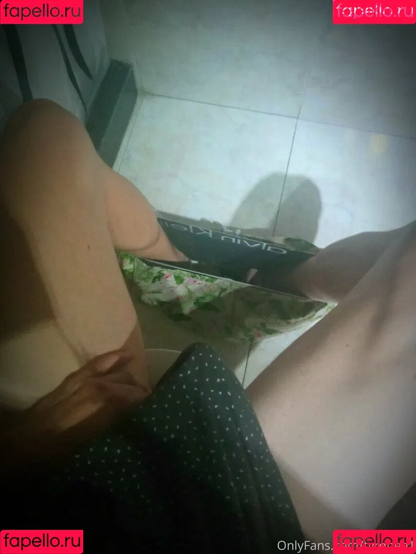 viktoronee Onlyfans Photo Gallery 