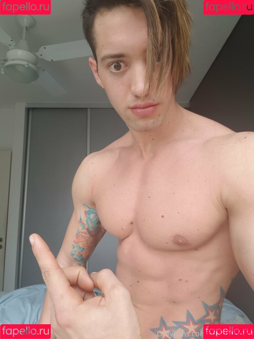 viktoronee Onlyfans Photo Gallery 