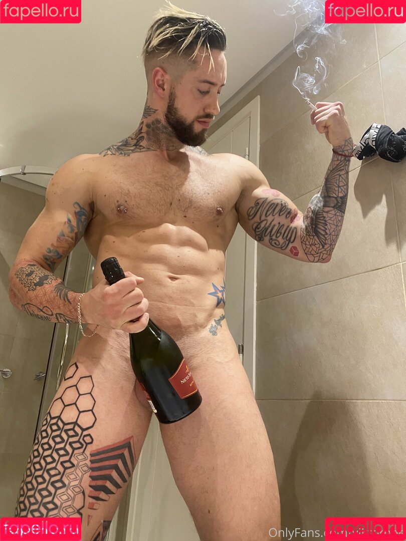 viktoronee Onlyfans Photo Gallery 