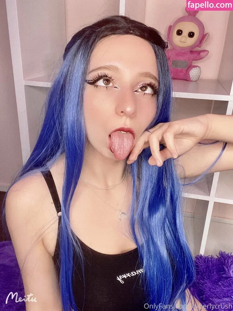 CyberlyCrush Onlyfans Photo Gallery 