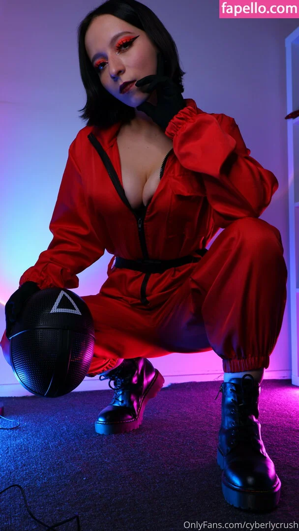 CyberlyCrush Onlyfans Photo Gallery 