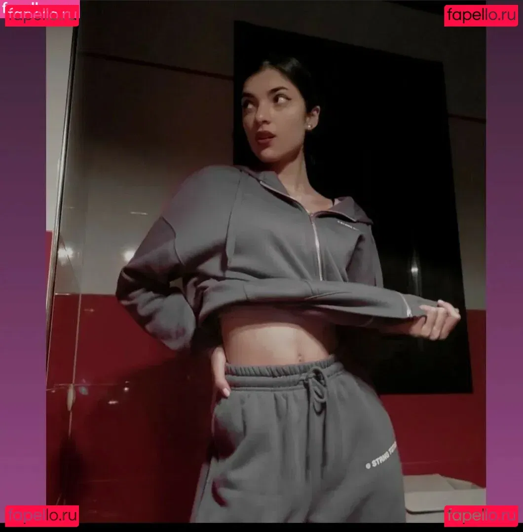 Blackamber51 Onlyfans Photo Gallery 