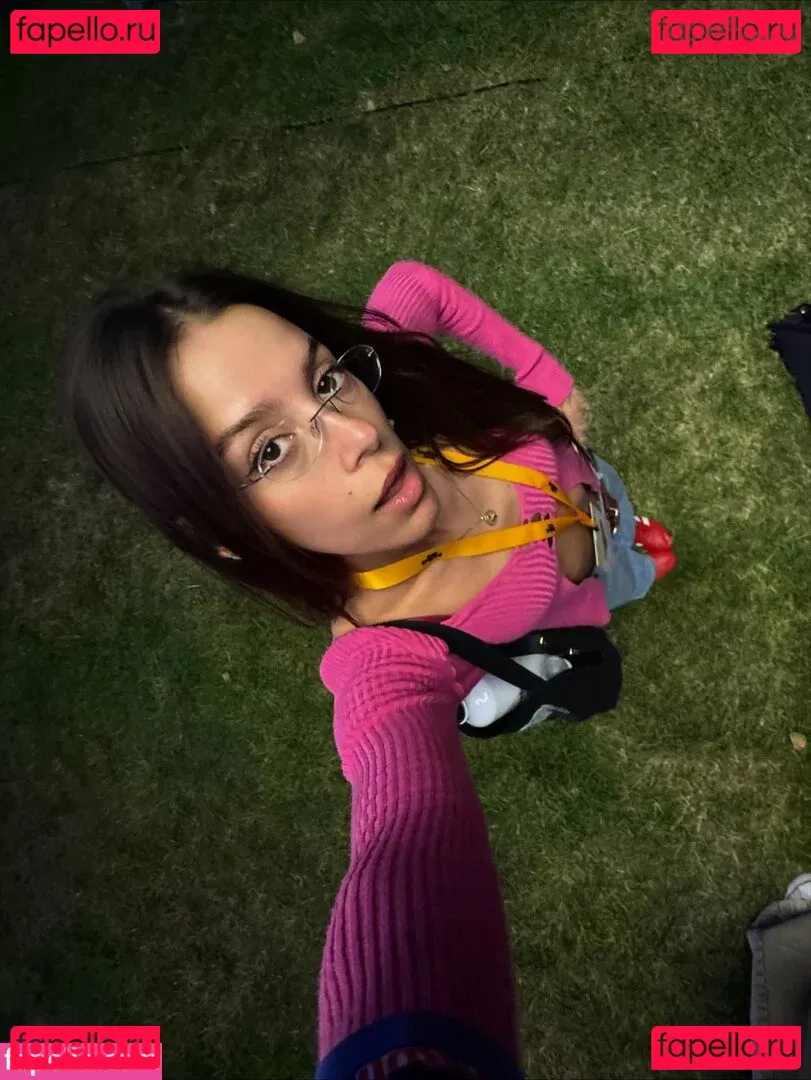 Izzybizzyspider Onlyfans Photo Gallery 