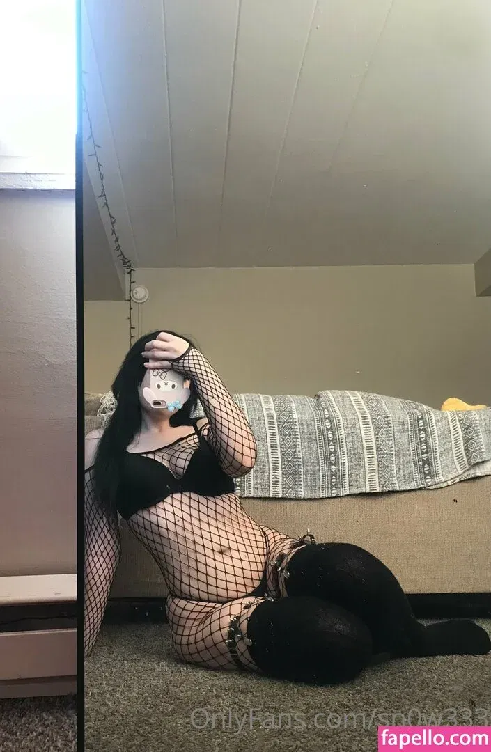 sn0w333 Onlyfans Photo Gallery 