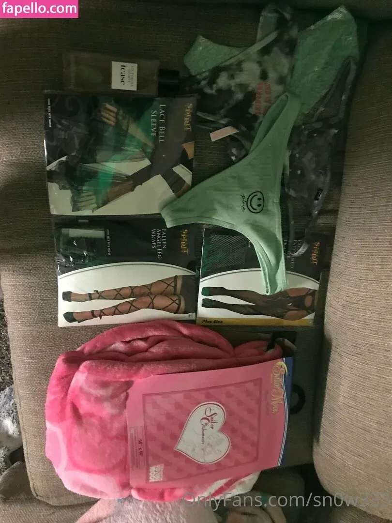 sn0w333 Onlyfans Photo Gallery 