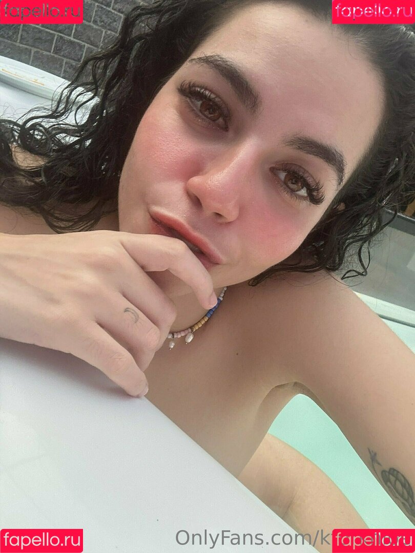 kforkhloe Onlyfans Photo Gallery 