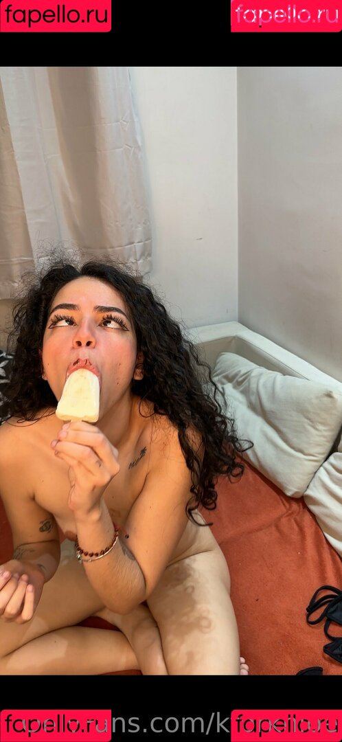 kforkhloe Onlyfans Photo Gallery 