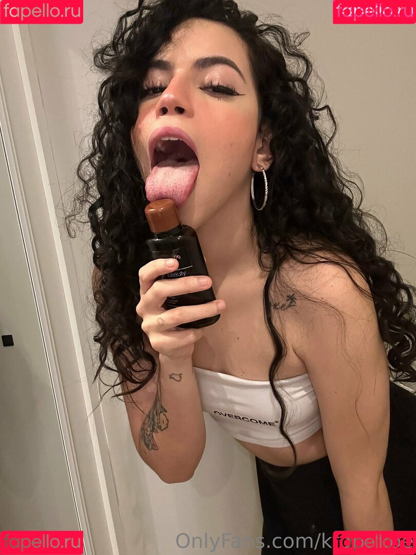 kforkhloe Onlyfans Photo Gallery 