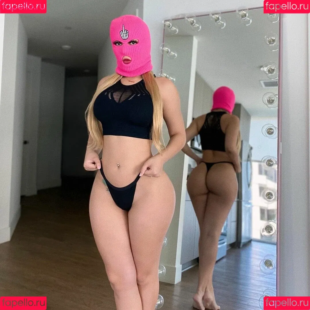 Viviane Lomelin Onlyfans Photo Gallery 