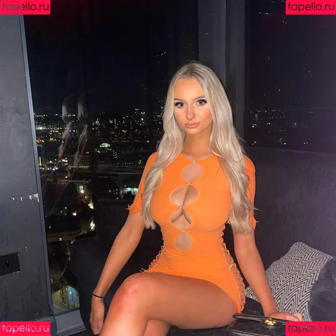 Mimi_ Onlyfans Photo Gallery 