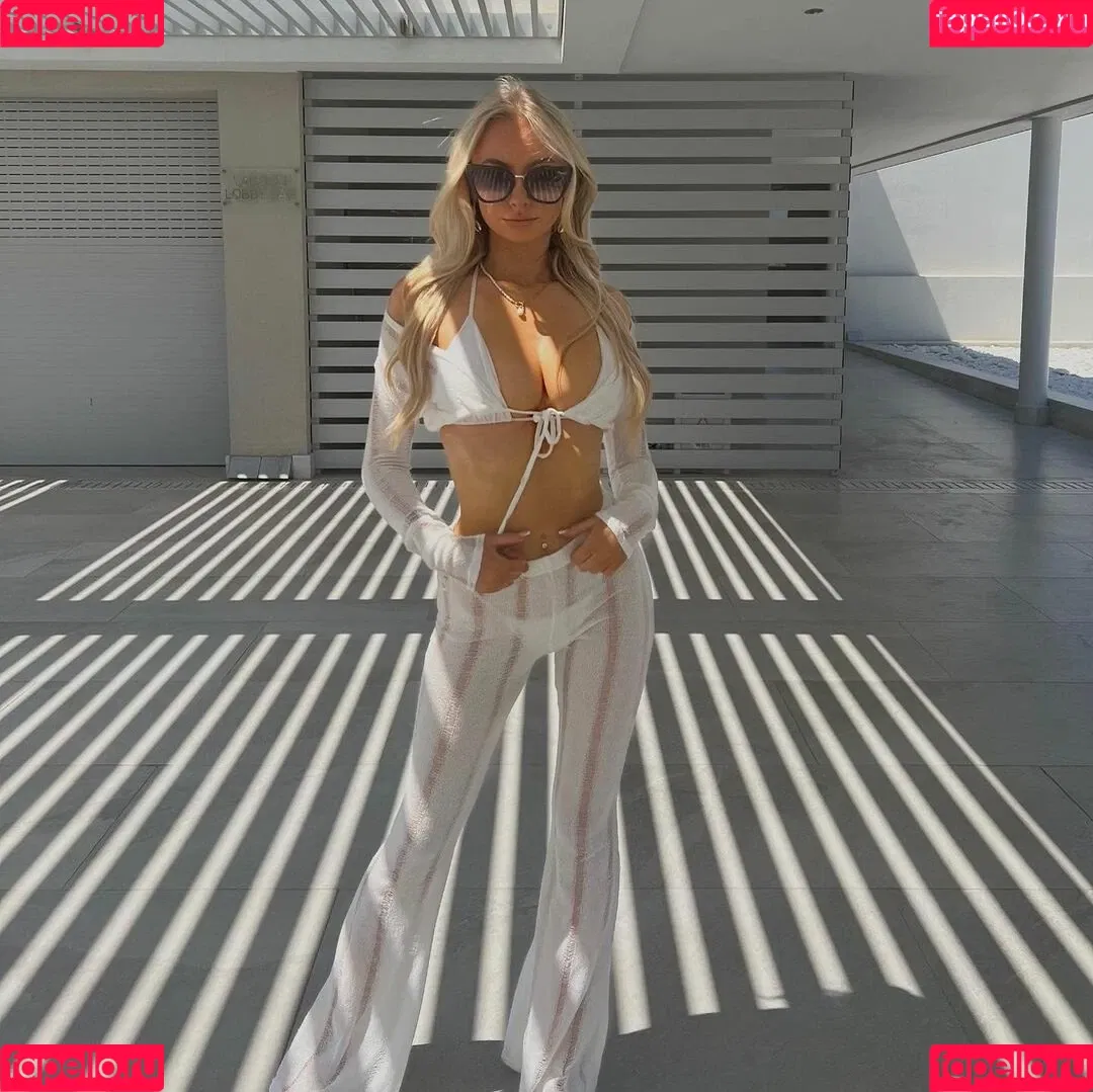 Mimi_ Onlyfans Photo Gallery 