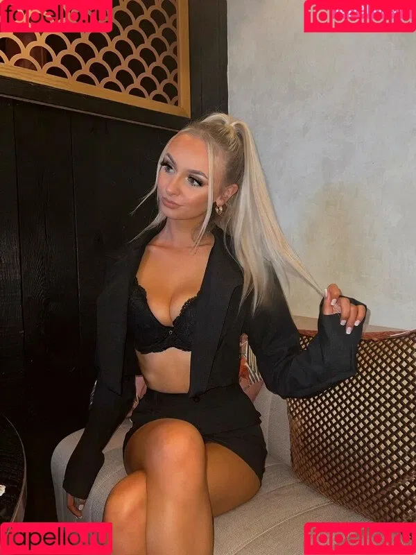 Mimi_ Onlyfans Photo Gallery 