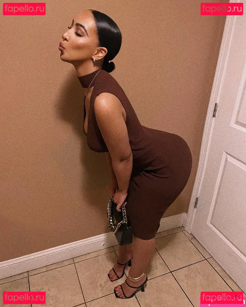 Mimi_ Onlyfans Photo Gallery 