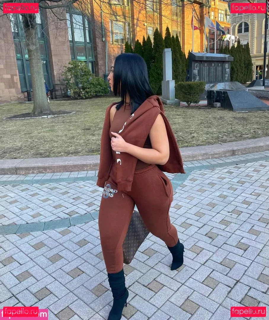 Mimi_ Onlyfans Photo Gallery 