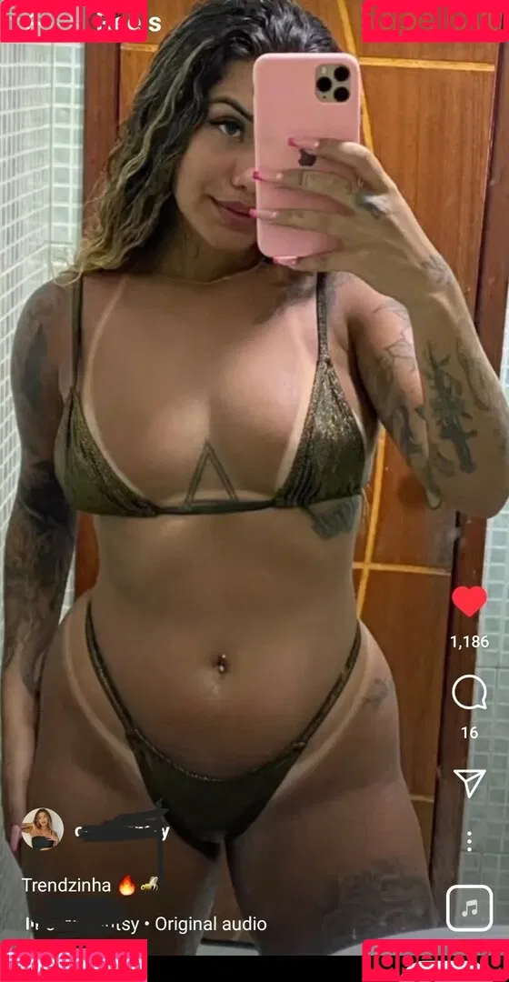 Muito Linda Onlyfans Photo Gallery 