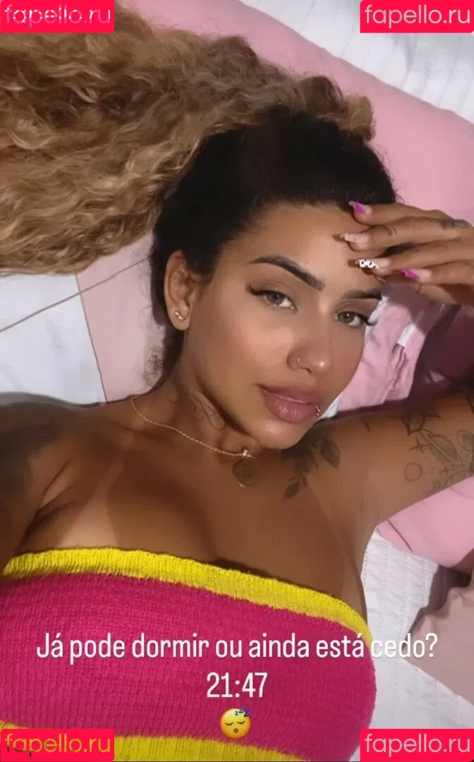 Muito Linda Onlyfans Photo Gallery 
