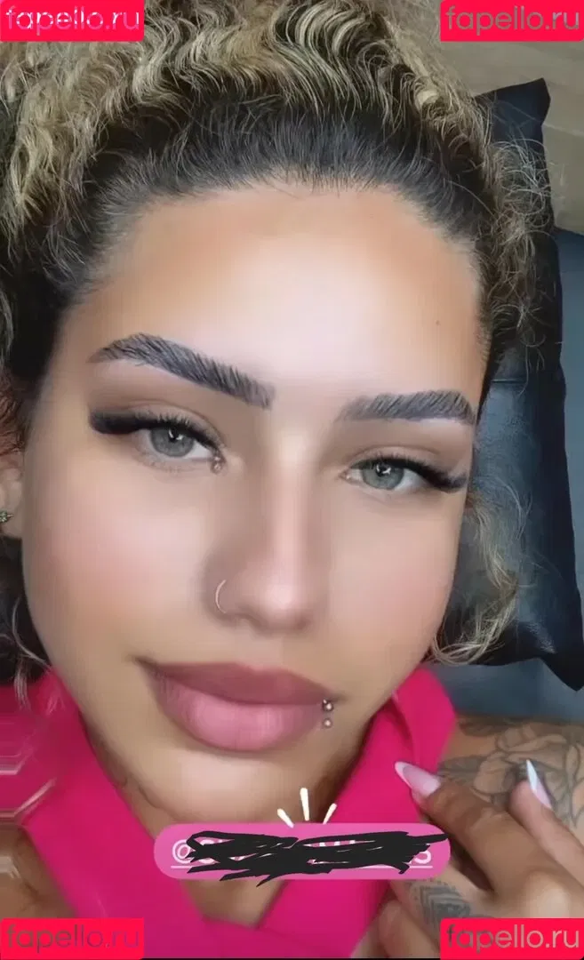 Muito Linda Onlyfans Photo Gallery 
