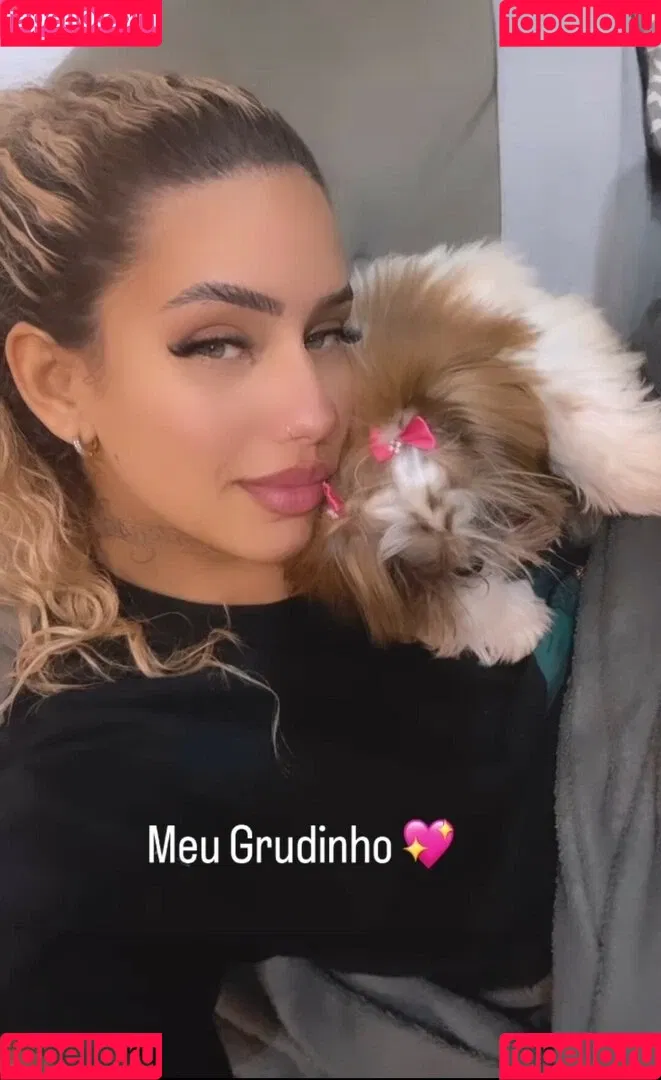 Muito Linda Onlyfans Photo Gallery 