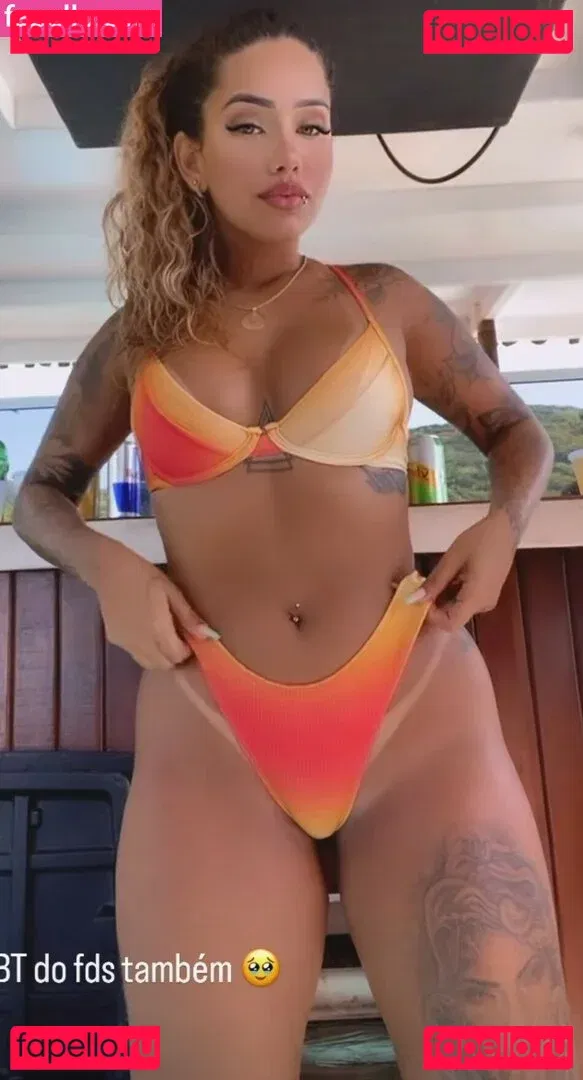 Muito Linda Onlyfans Photo Gallery 