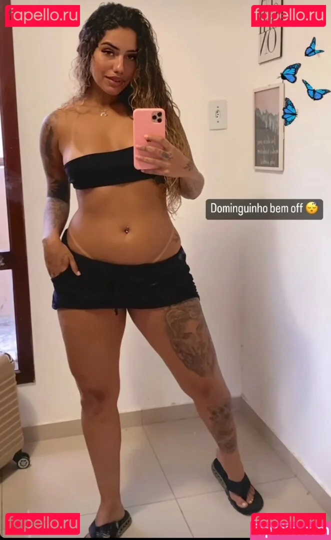 Muito Linda Onlyfans Photo Gallery 