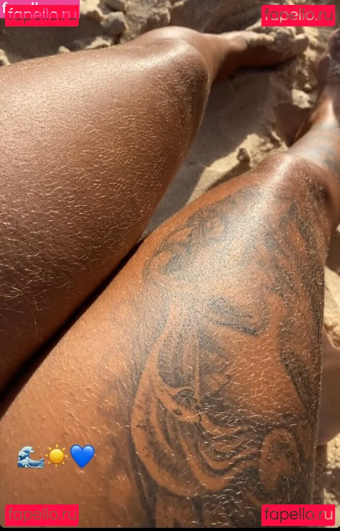 Muito Linda Onlyfans Photo Gallery 