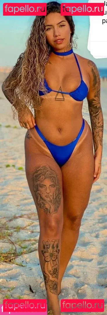 Muito Linda Onlyfans Photo Gallery 