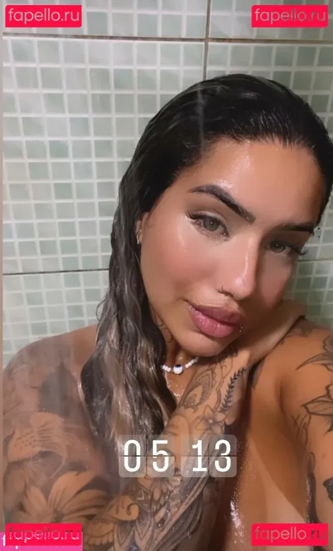 Muito Linda Onlyfans Photo Gallery 