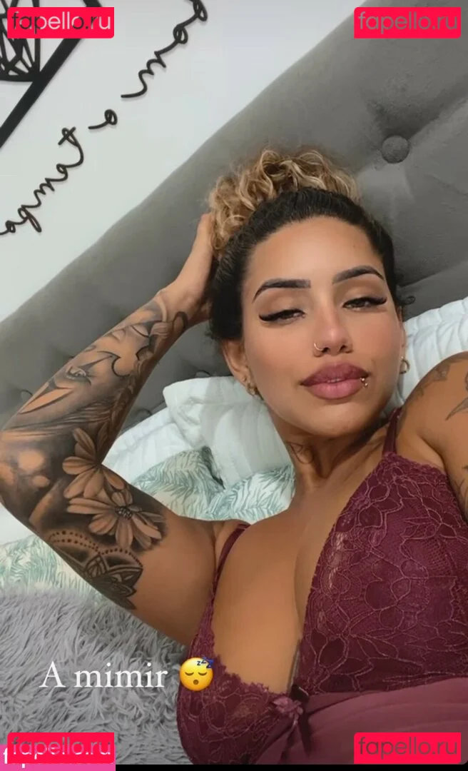 Muito Linda Onlyfans Photo Gallery 