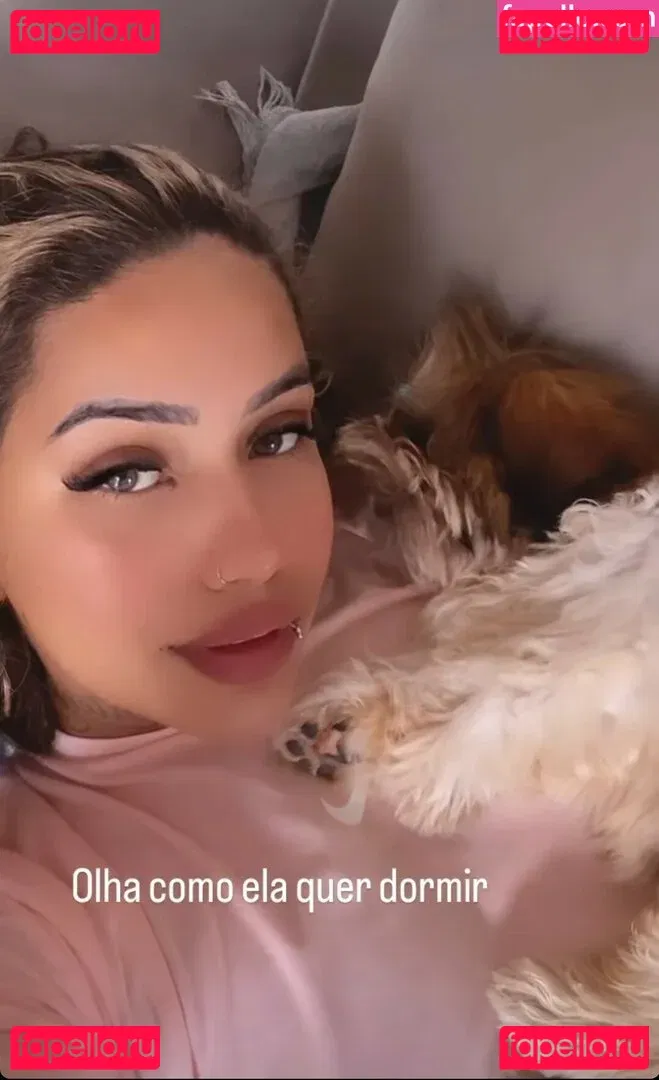 Muito Linda Onlyfans Photo Gallery 