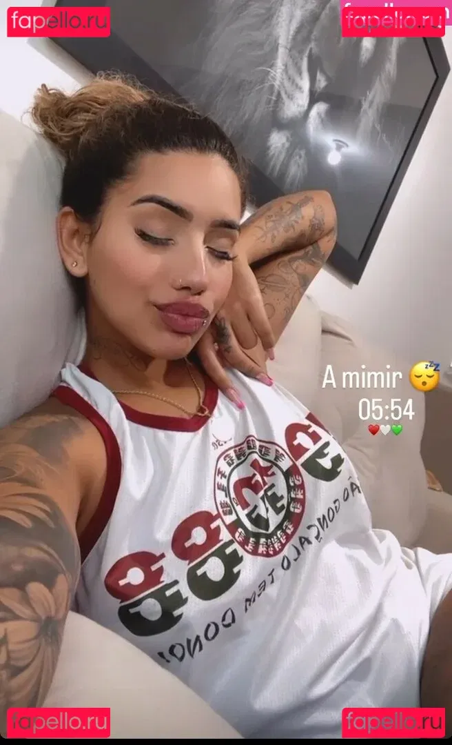 Muito Linda Onlyfans Photo Gallery 