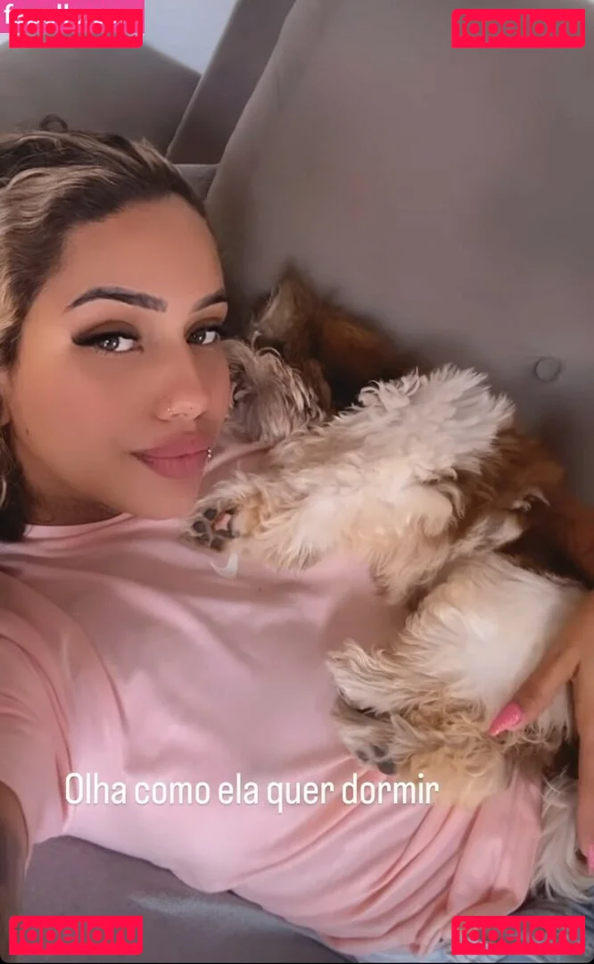 Muito Linda Onlyfans Photo Gallery 