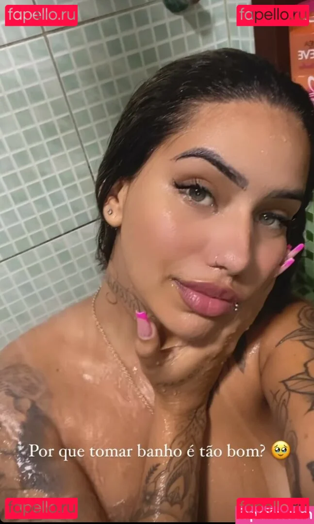 Muito Linda Onlyfans Photo Gallery 