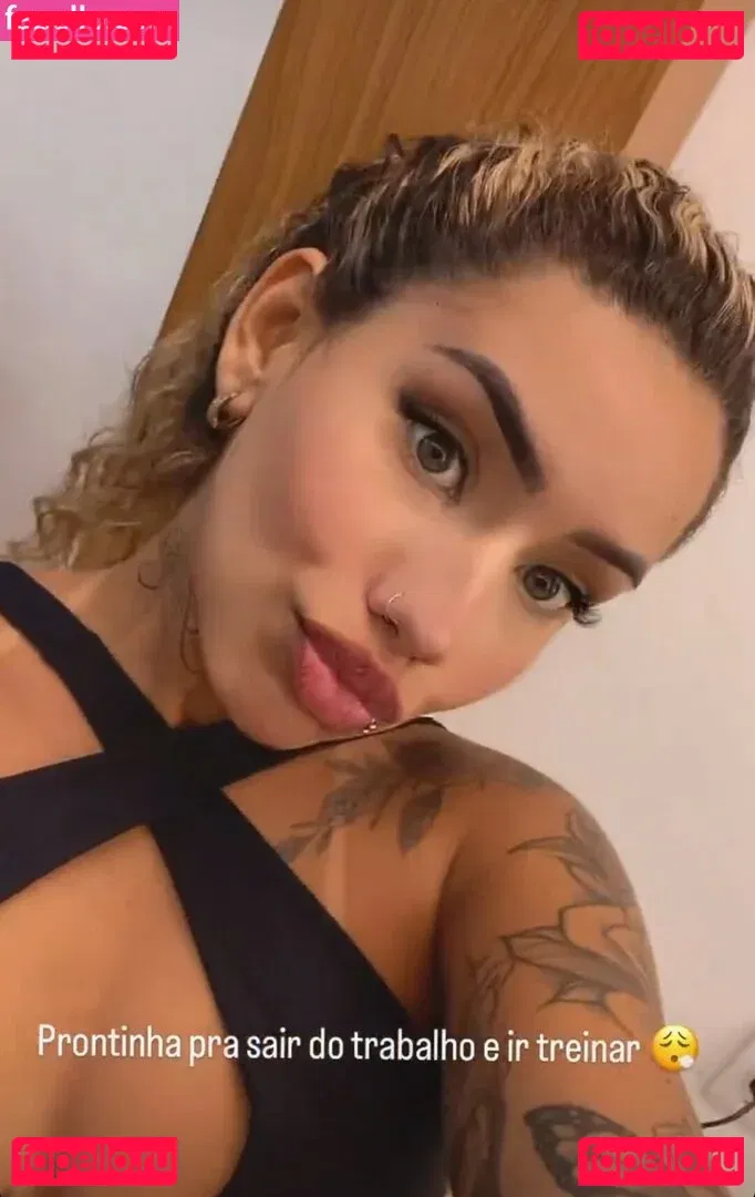 Muito Linda Onlyfans Photo Gallery 