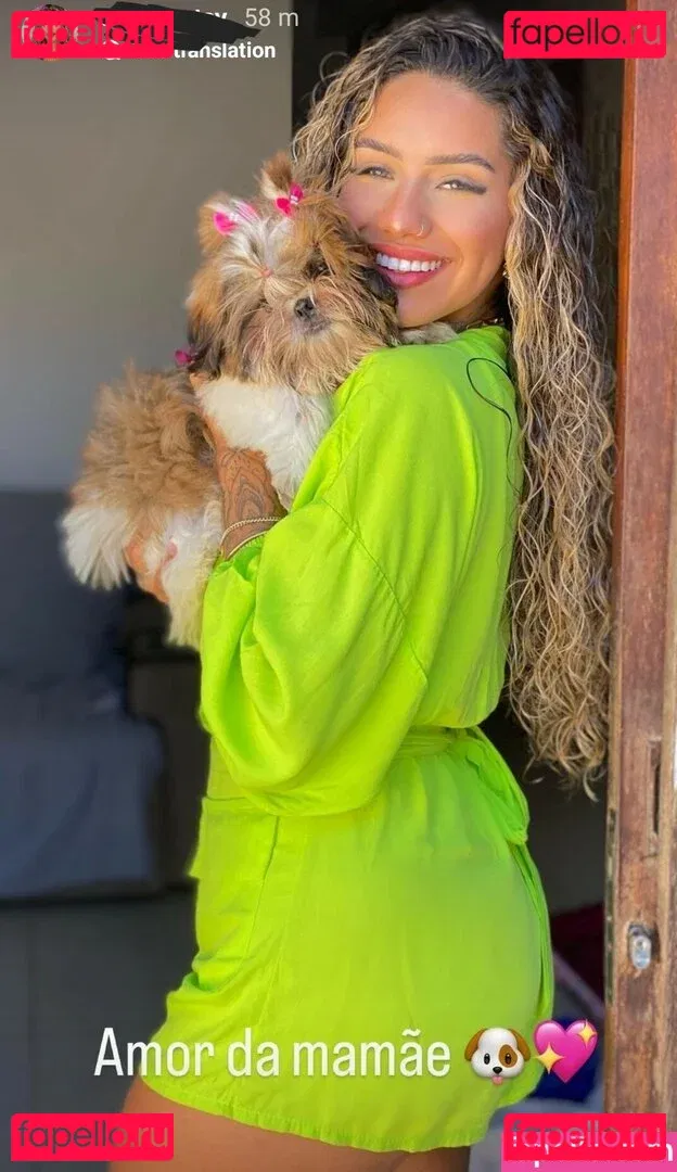 Muito Linda Onlyfans Photo Gallery 